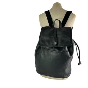 Vintage COLE HAAN Black Pebbled Drawstring Leather Front Pocket Backpack Unisex